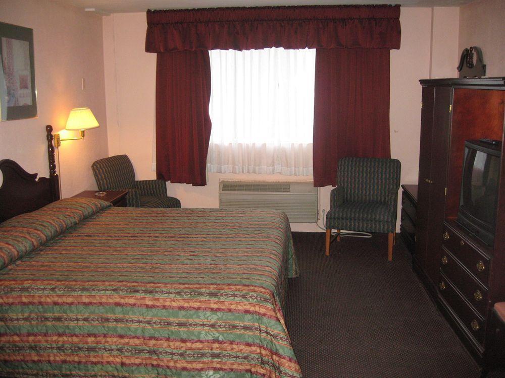 Trumbull And Porter - Downtown 4*